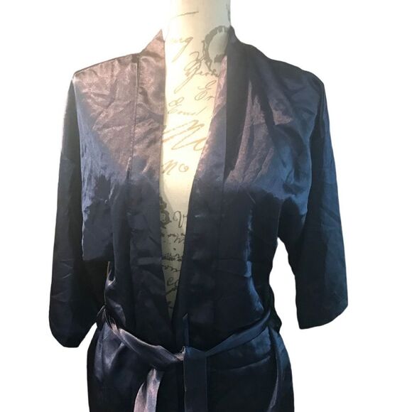 Maid Of Honor House Coat Belted Size Large - Picture 11 of 11